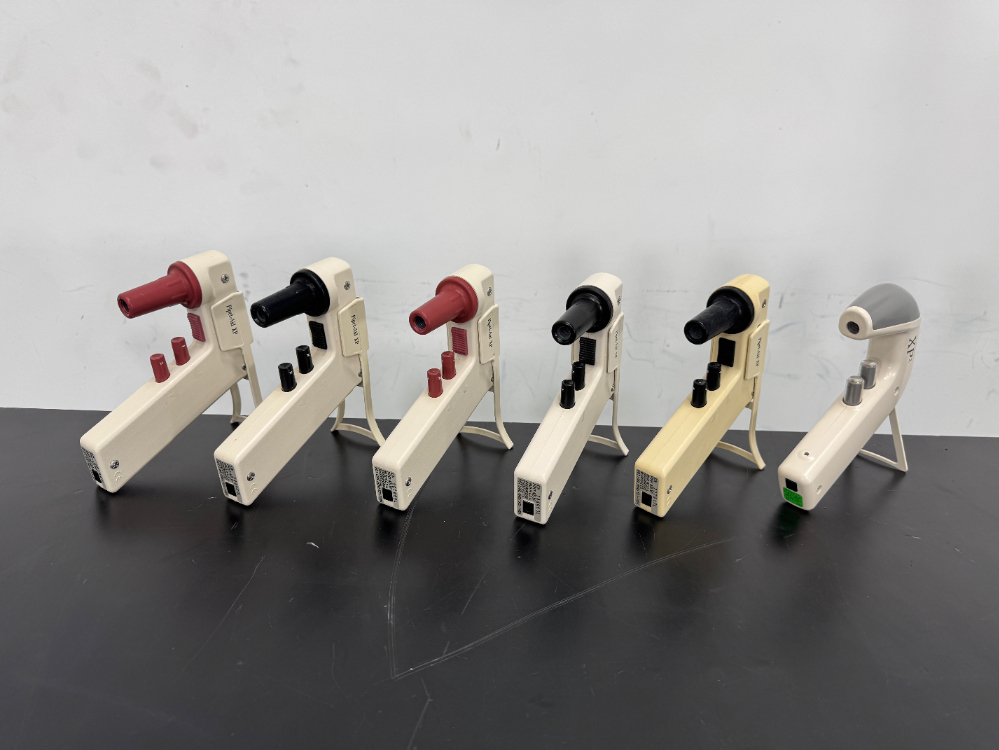 Image of Drummond Pipet-Aid XP Pipet Fillers - Quantity 6